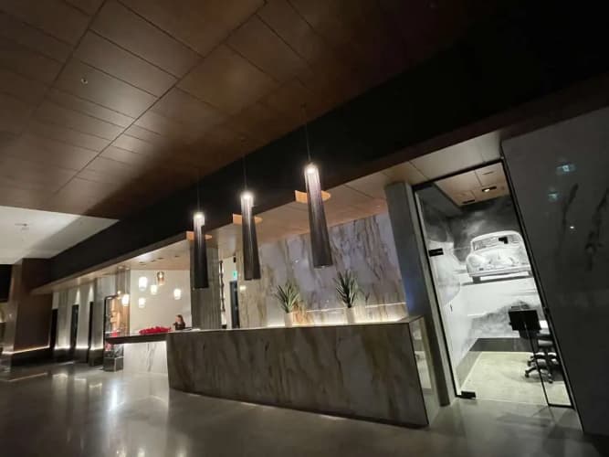 Grand Times Hotel Laval - Centropolis 3