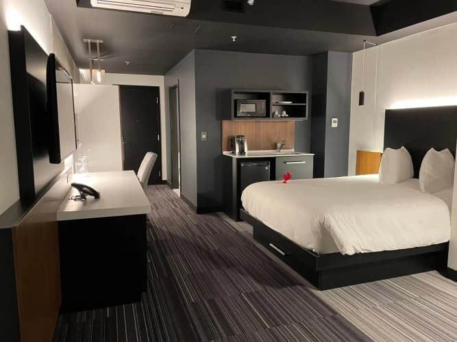 Grand Times Hotel Laval - Centropolis 4