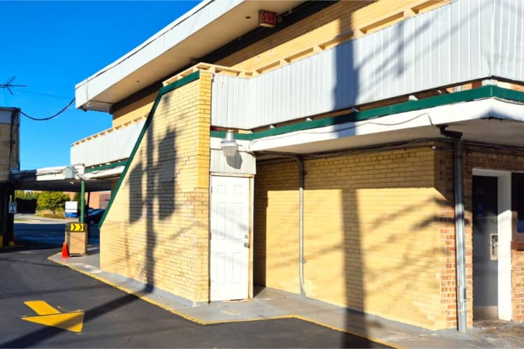 Edgebrook Motel 2