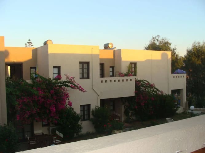 Creteco Hotel & Suites main