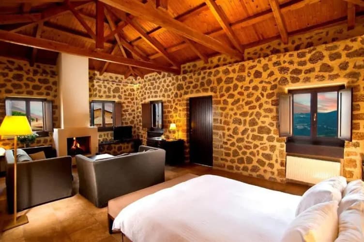 Pliadon Gi Mountain Resort & Spa 2