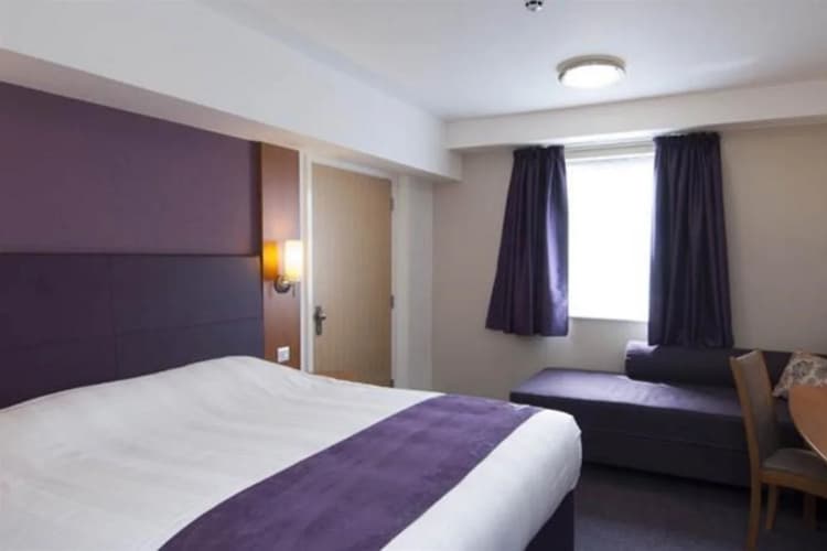 Premier Inn Thurrock East 3