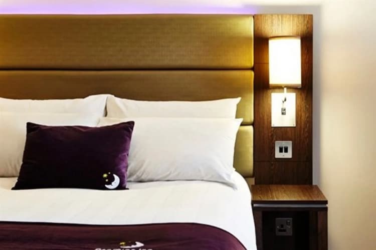 Premier Inn Gillingham Business Park 5