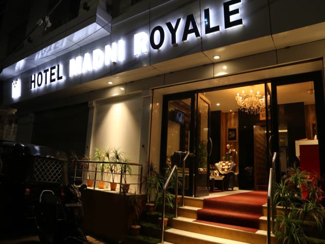 Hotel Madni Royale 2