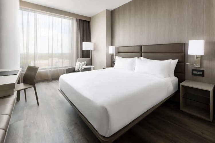 Ac Hotel By Marriott Bethesda Downtown 3
