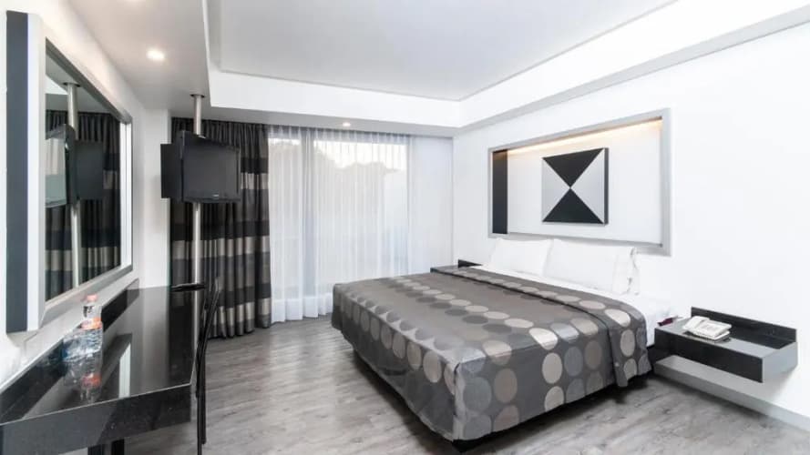 Hotel Harare 2