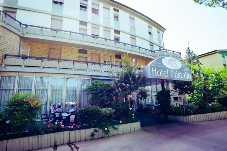 Hotel Cristallo main