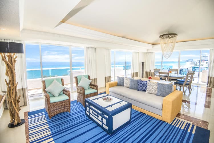 Wyndham Alltra Cancun All Inclusive Resort 3