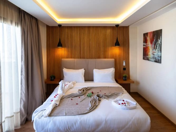 Hotel Unico Maarif 4