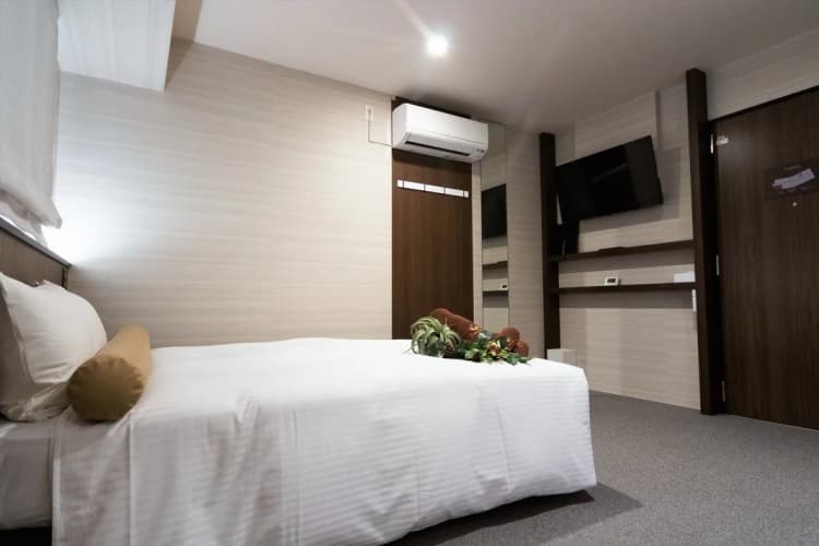 APAHOTEL Namba Minami Daikokucho Ekimae 2
