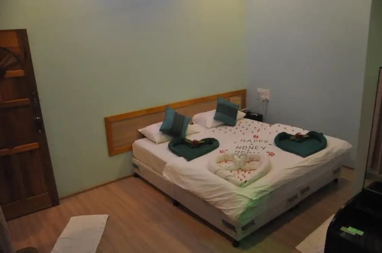 Rasdhoo Coralville 5