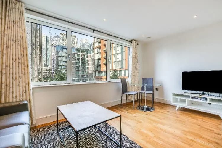 Indescon Square Apartment Canary Wharf main