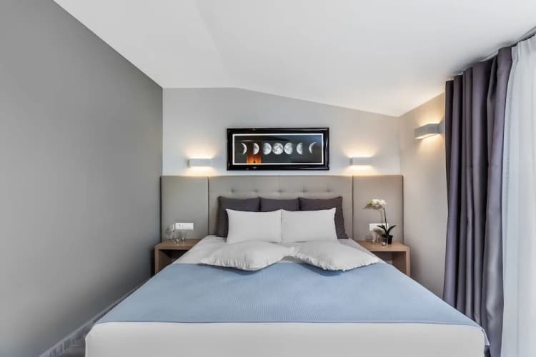 Nymphes Deluxe Accommodation 4