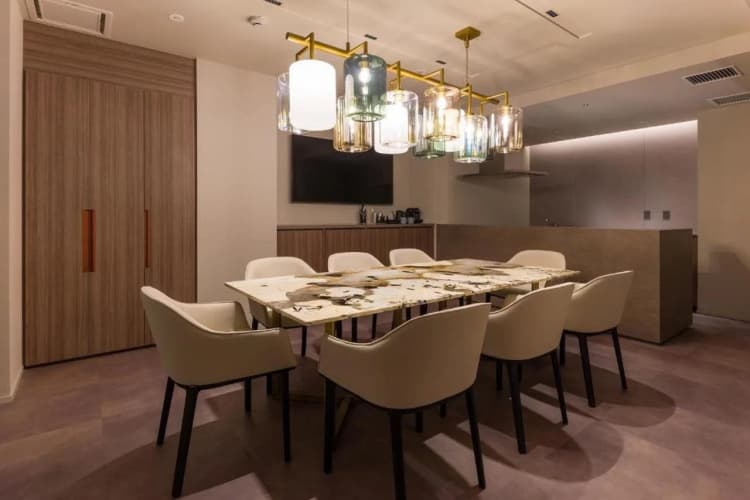 The Skm Tokyo Hotel & Dining 2