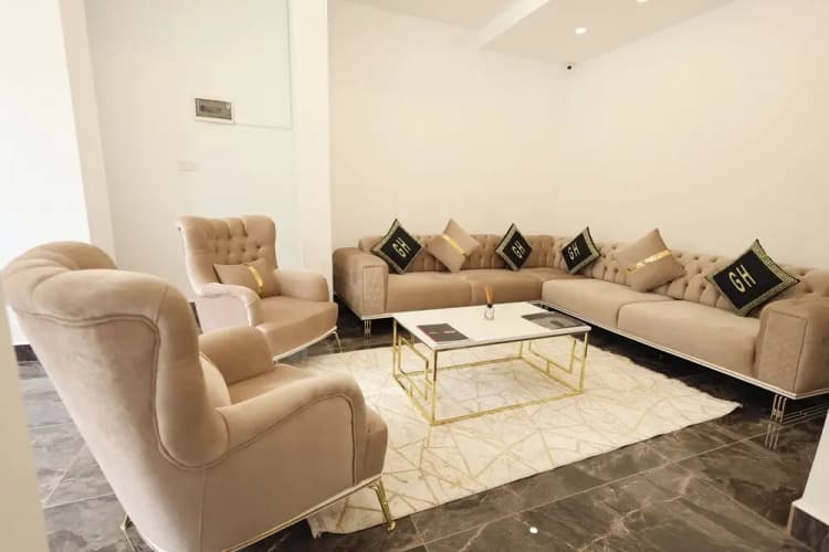 Golden Homes Luxury Suites 5