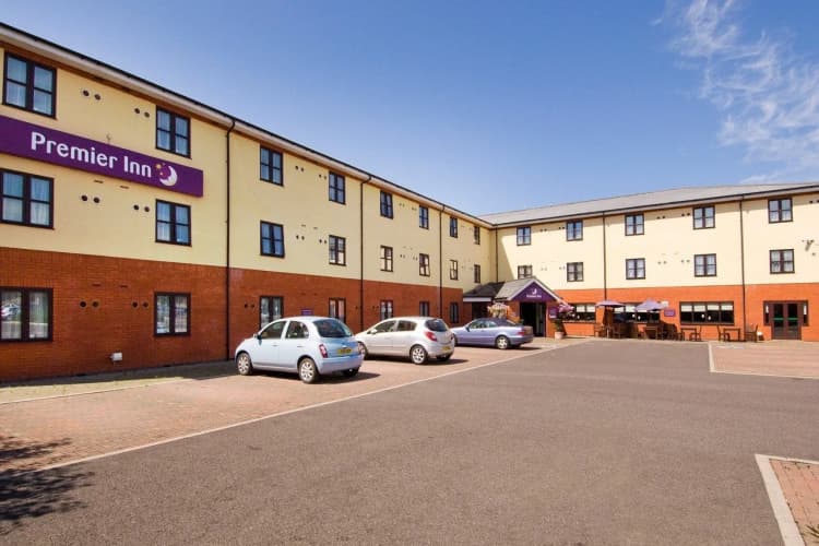 Premier Inn Chichester South (Gate Leisure Park) 3