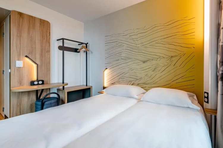 B&B Hotel Landerneau Bois Noir 4