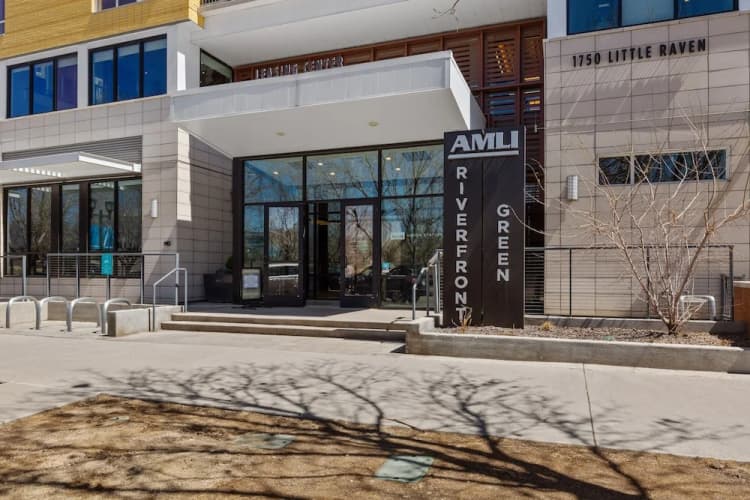 Kasa Denver Union Station Apartments main