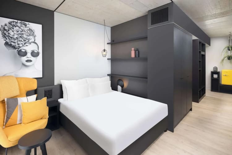 Radisson Hotel & Suites Zurich 4