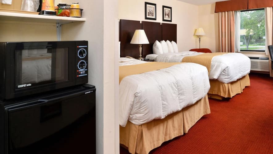 Magnuson Hotel Nashville North 3