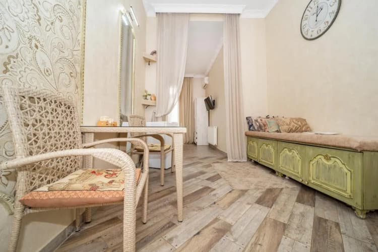 Old Tbilisi Apart Hotel 3
