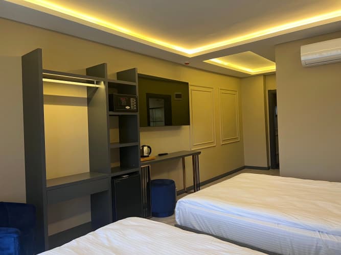 Loft Plus Hotel 3