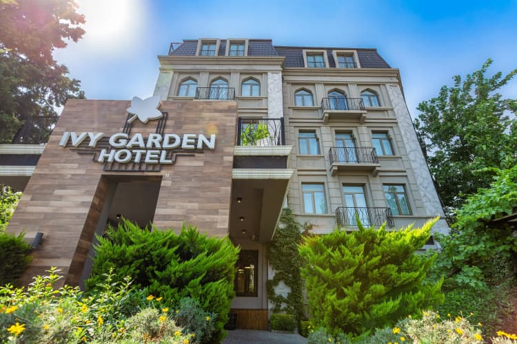 Ivy Garden Hotel 5