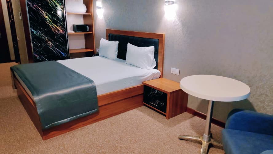 Royal Sapphire Hotel 3