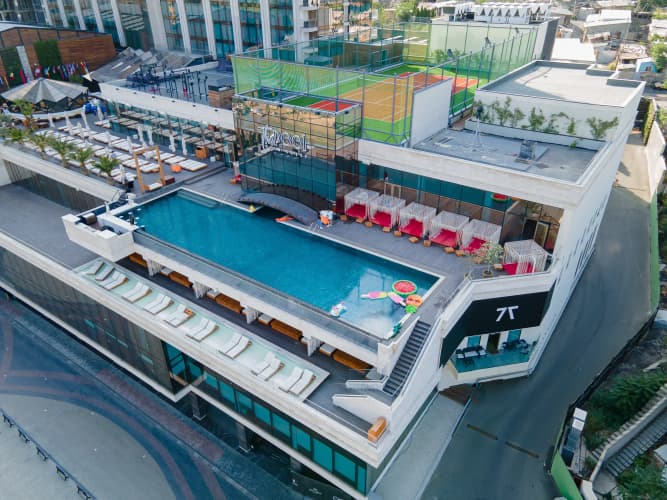 Seven Visions Resort And Places The Dvin 5