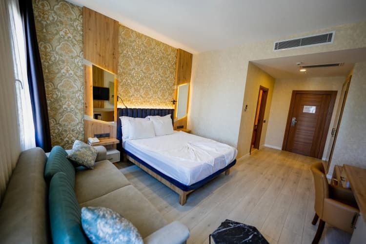 Isnova Hotel 4