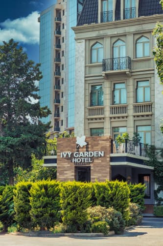 Ivy Garden Hotel main