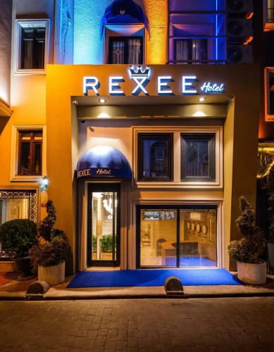 Rexee Hotel 2