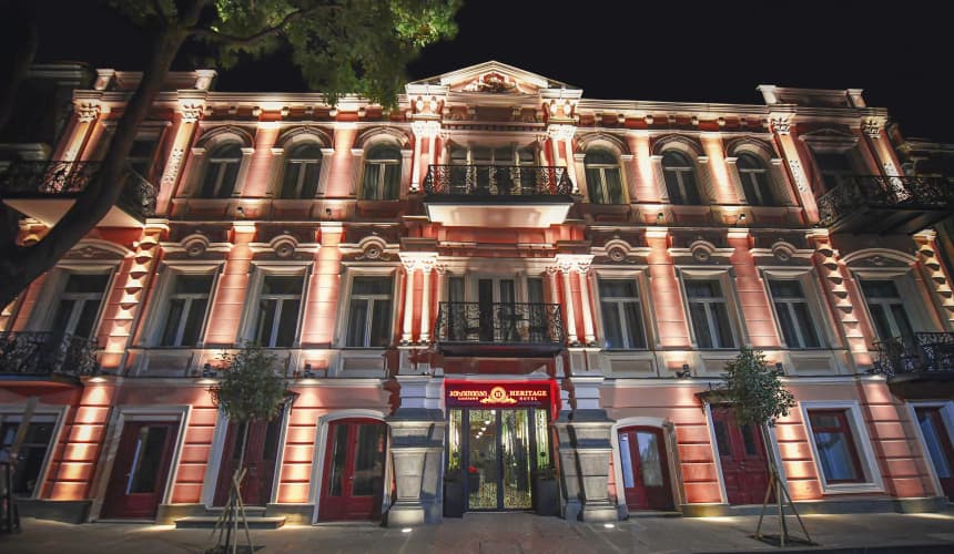 Heritage Hotel & Suites 3