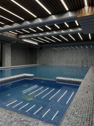 Mir Luxe Plaza Hotel 5