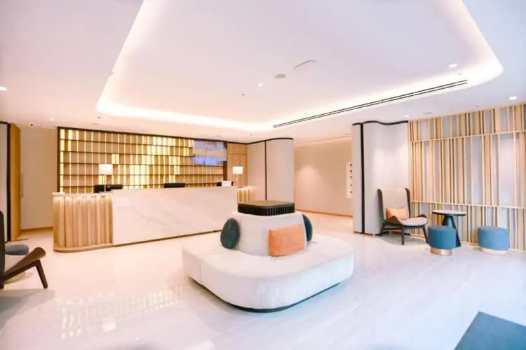 Holiday Inn Express & Suites Bangkok Central Pier 4