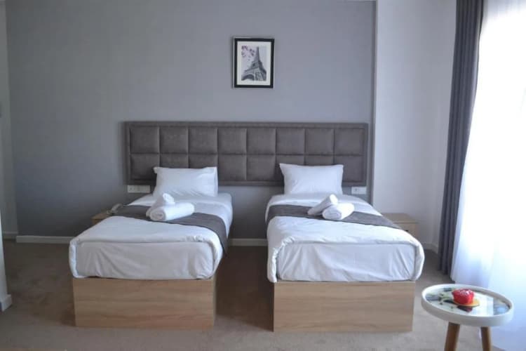 Madinah Hotel Baku 4