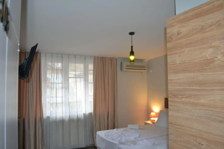 Hotel Rustaveli 36 3
