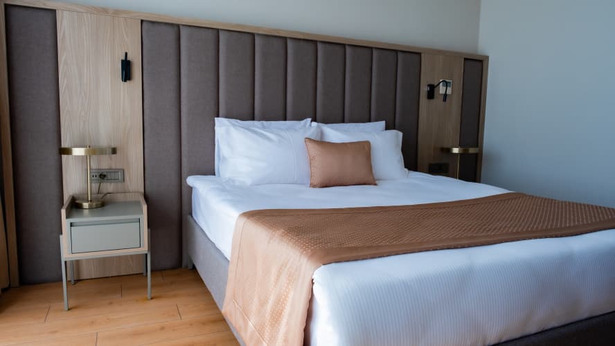 Renex Hotel 4