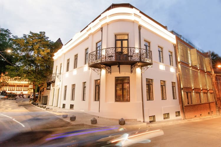 Strofi Hotel main
