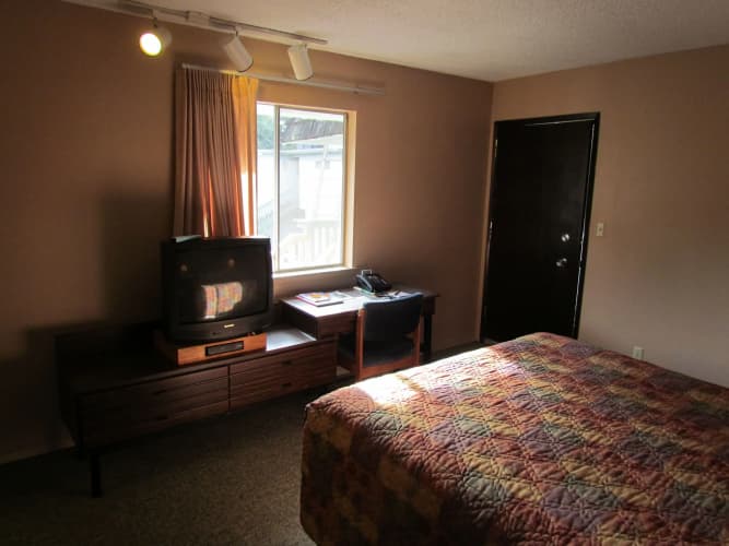 Ocean Crest Resort main
