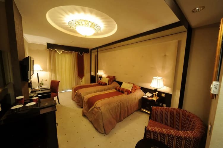 Savoy Hotel 2