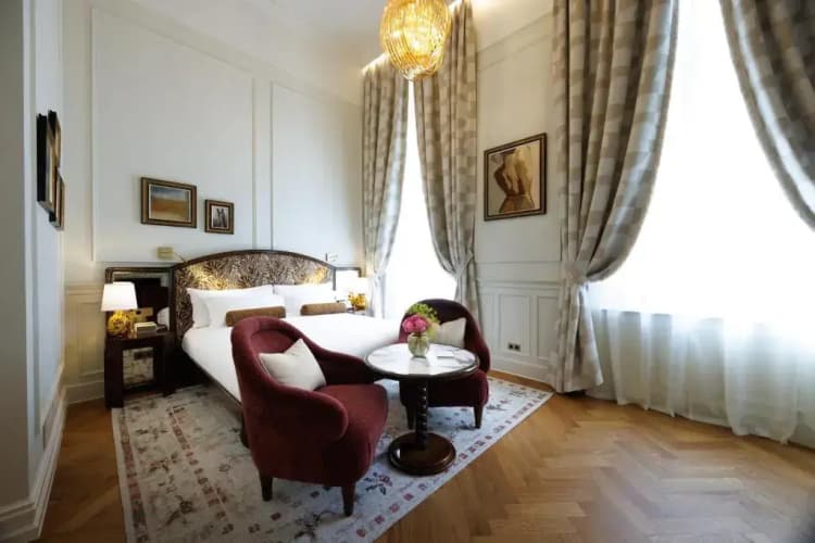 Hotel Fleur De Ville 4