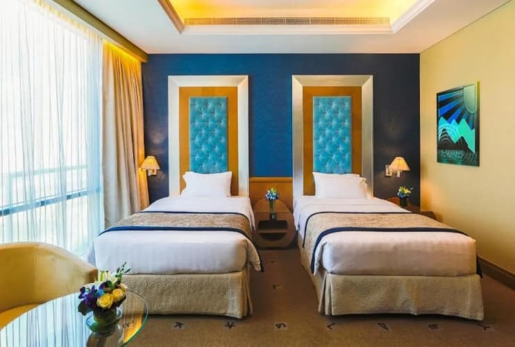 Social Hotel 3
