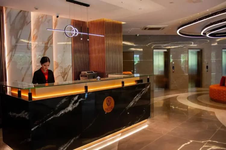 Hayat Sky Towers Service Apartment 3