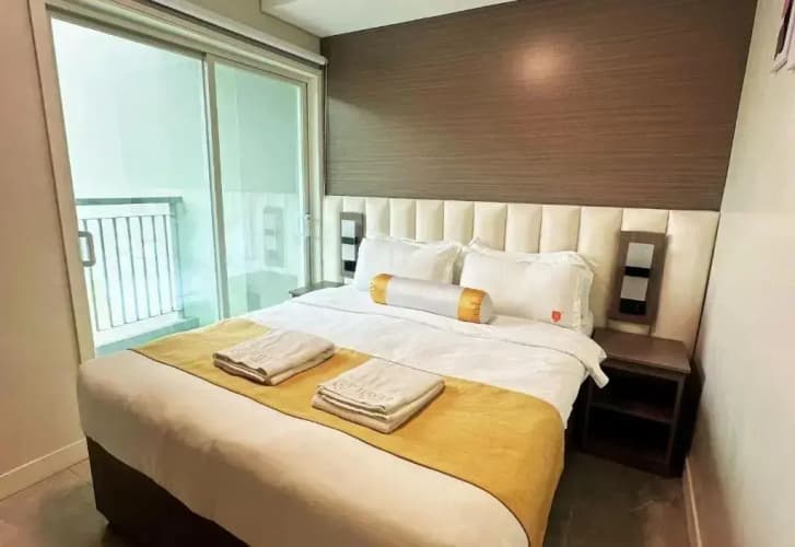 Hayat Sky Towers Service Apartment 5