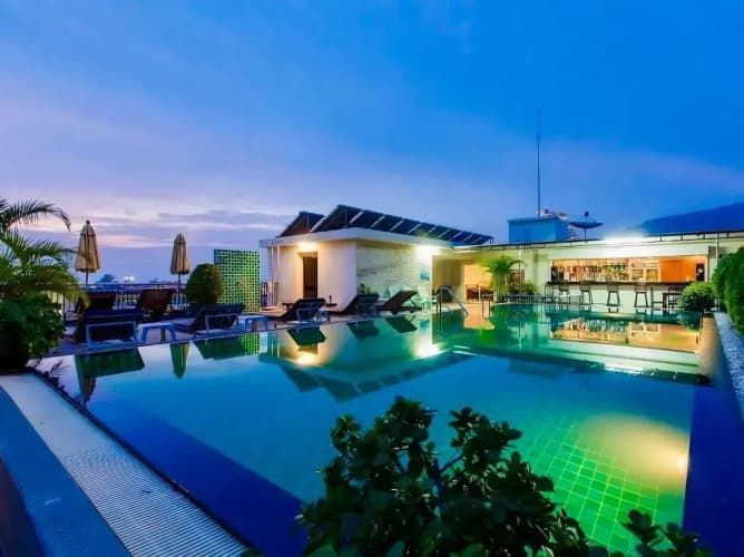 77 Patong Hotel & Spa 2