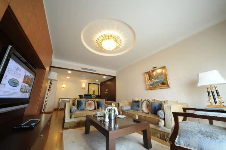 Savoy Hotel 5