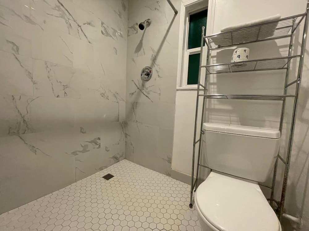Garden Motel Redwood City by Hotel O 5
