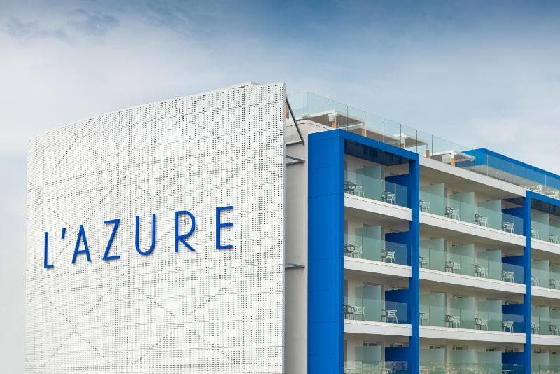 L'Azure Hotel photo 1