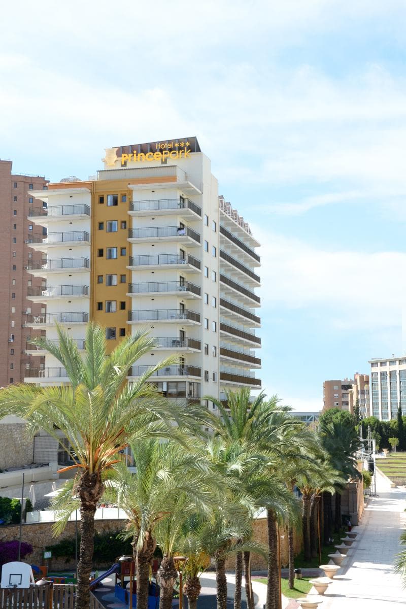 Prince Park Hotel 5